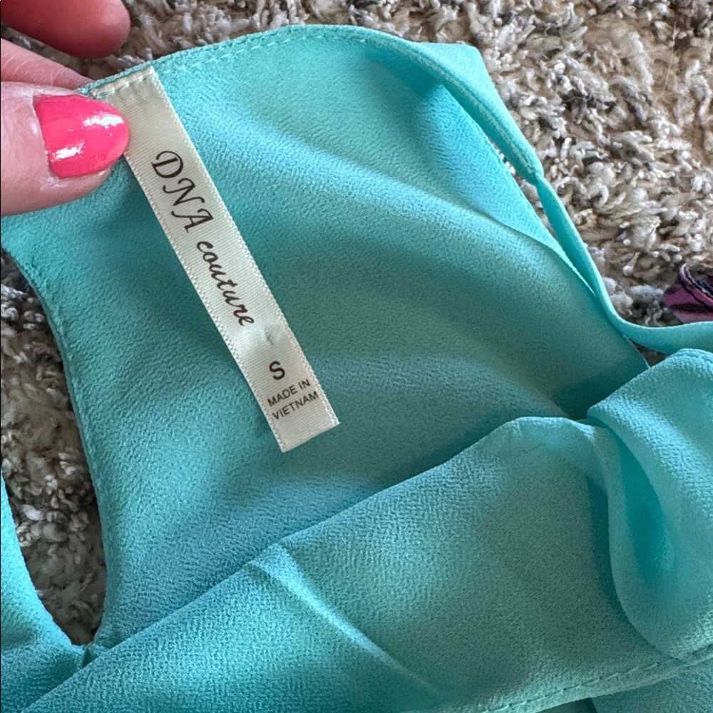 Size small top lot - Picture 4 of 10